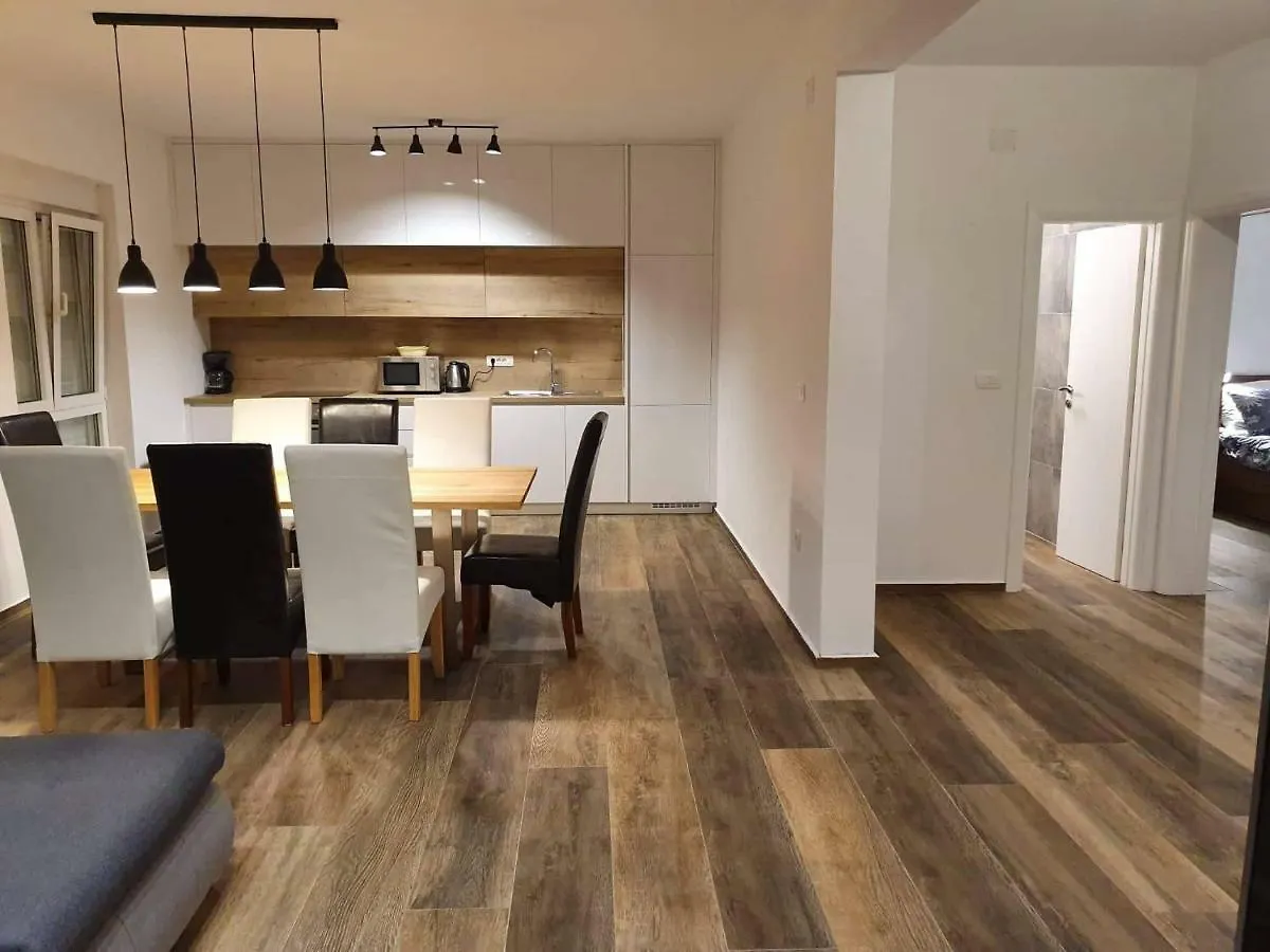 Apartmani Dujo Turanj 0*,  Croatia