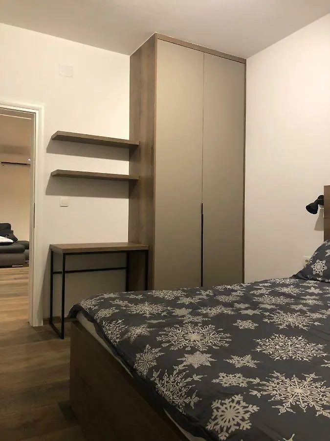 Apartmani Dujo Turanj Homestay